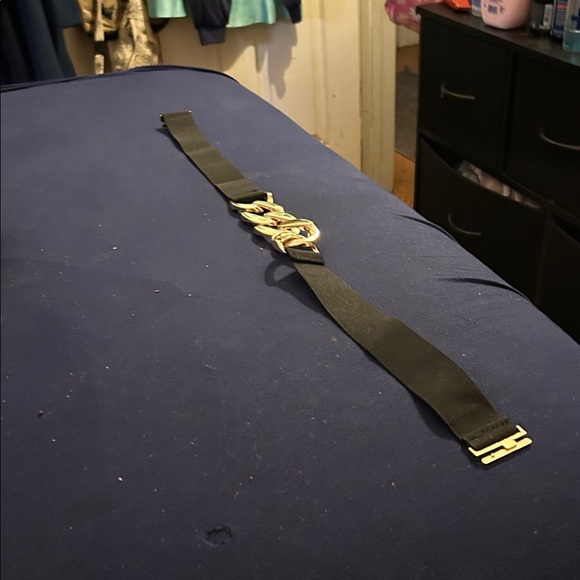 Elegant Black and Gold Women\'s Belt main image 4